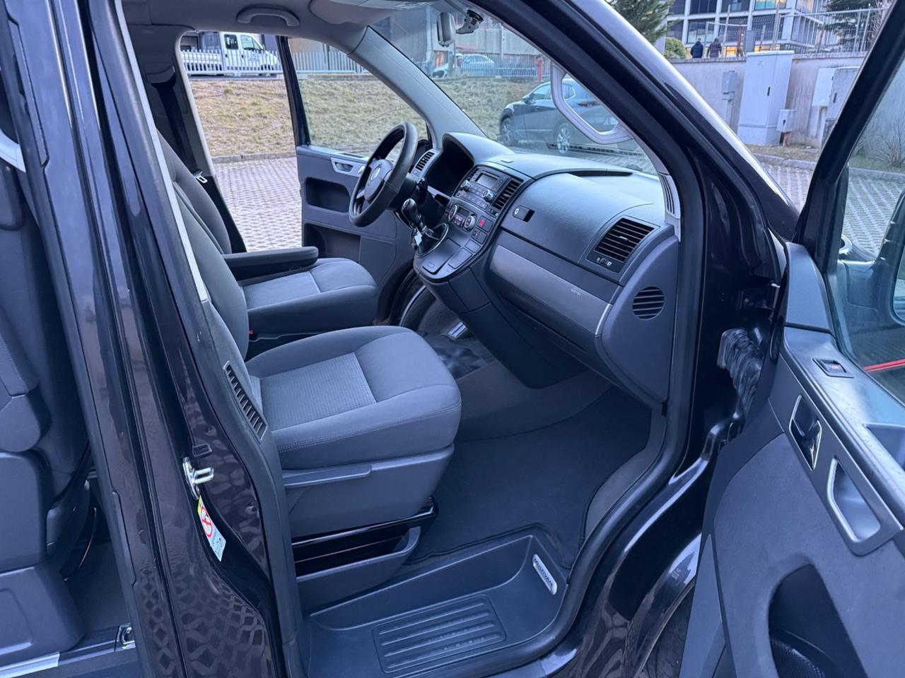 Multivan California Beach 2.5 TDI/130CV 7 posti manuale