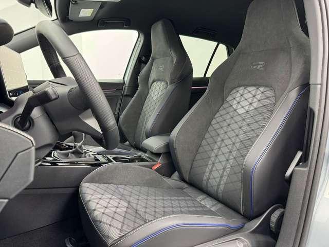 Volkswagen Golf 8.5 R-LINE 1.5 eTSI 115CV DSG MY2025 KM0 ONLYPROMO