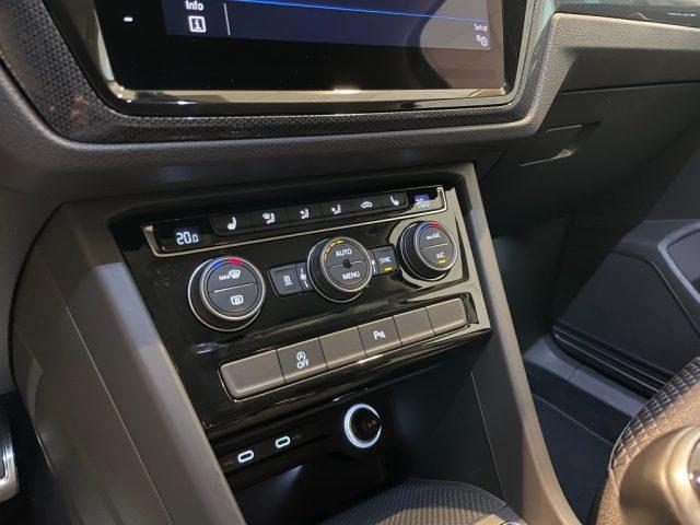 VOLKSWAGEN Touran 2.0 TDI UNITED Navi Discover Pro Camera DAB+