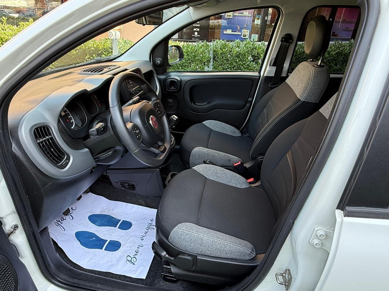 Fiat Panda 1.0 firefly Hybrid City Life s&s 70cv 5P UNIPROP