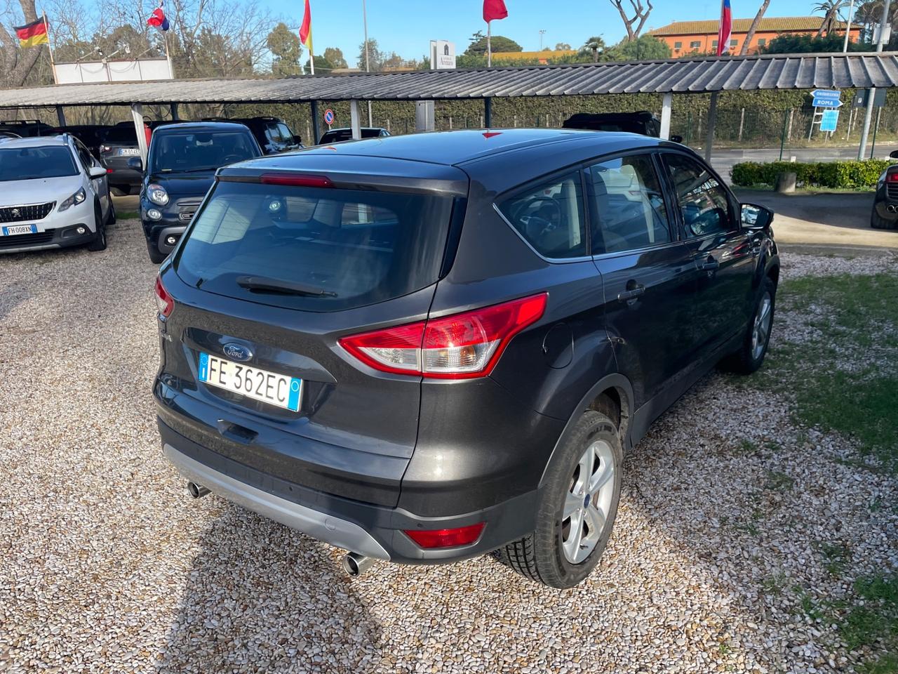 Ford Kuga 1.5 TDCI 120 CV S&S 2WD Titanium