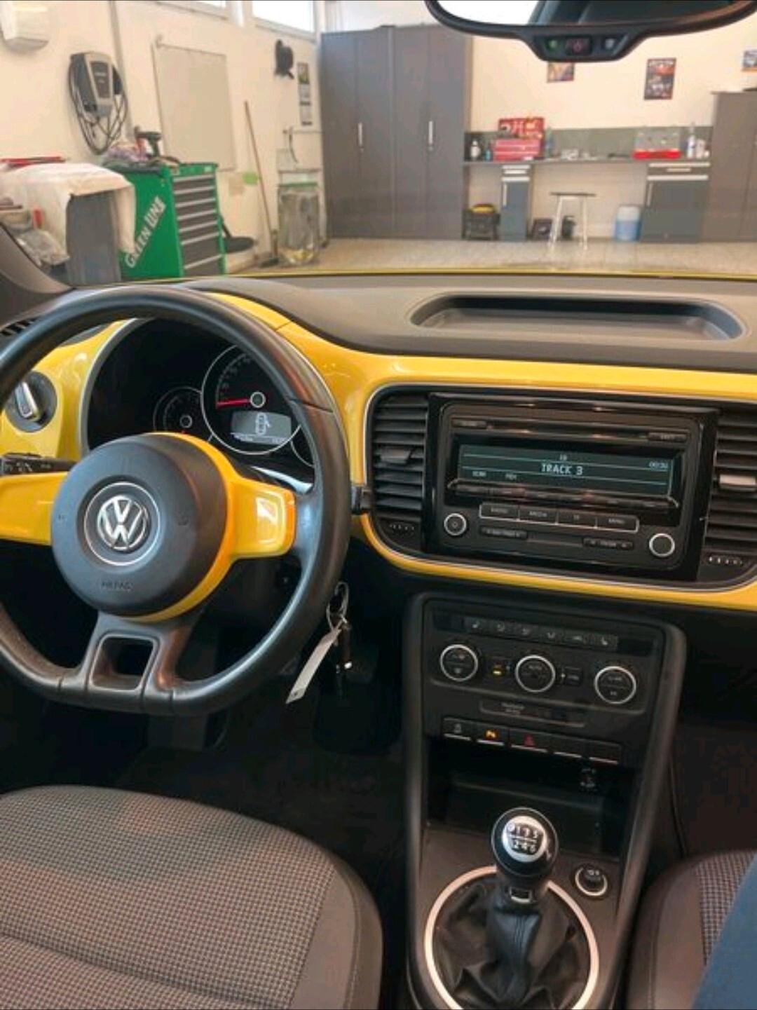 Volkswagen Maggiolino 1.2 TSI Design adatta a neopatentati