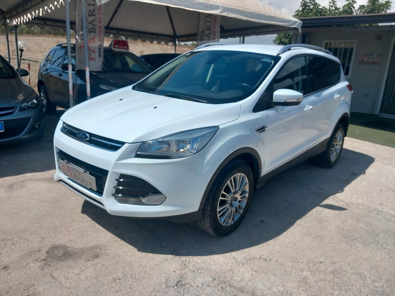 Ford Kuga 2.0 TDCI 140 CV 4WD Titanium