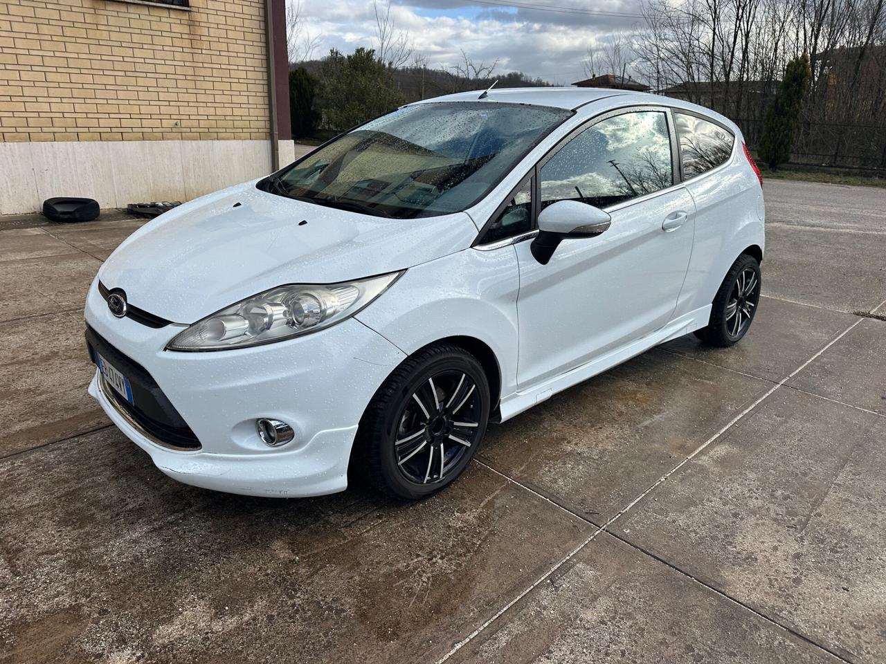 Ford Fiesta 1.6 TDCi 90CV