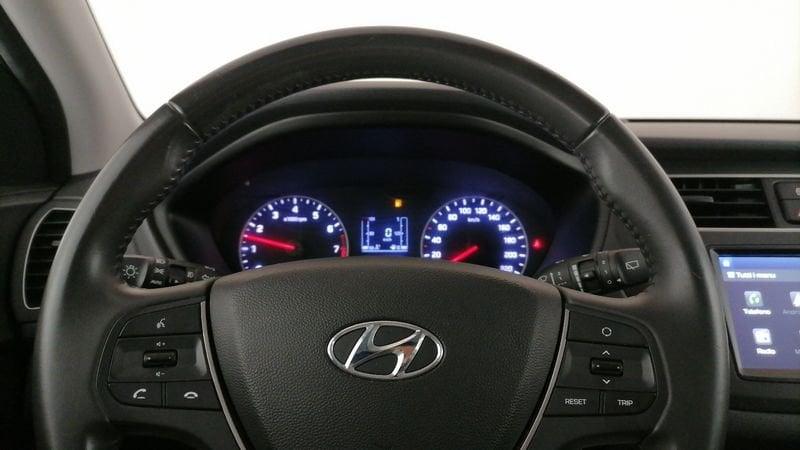 Hyundai i20 II 2018 1.2 mpi Connectline 75cv 5p