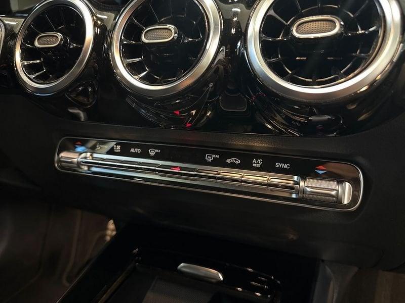 Mercedes-Benz GLA 180 d Premium auto