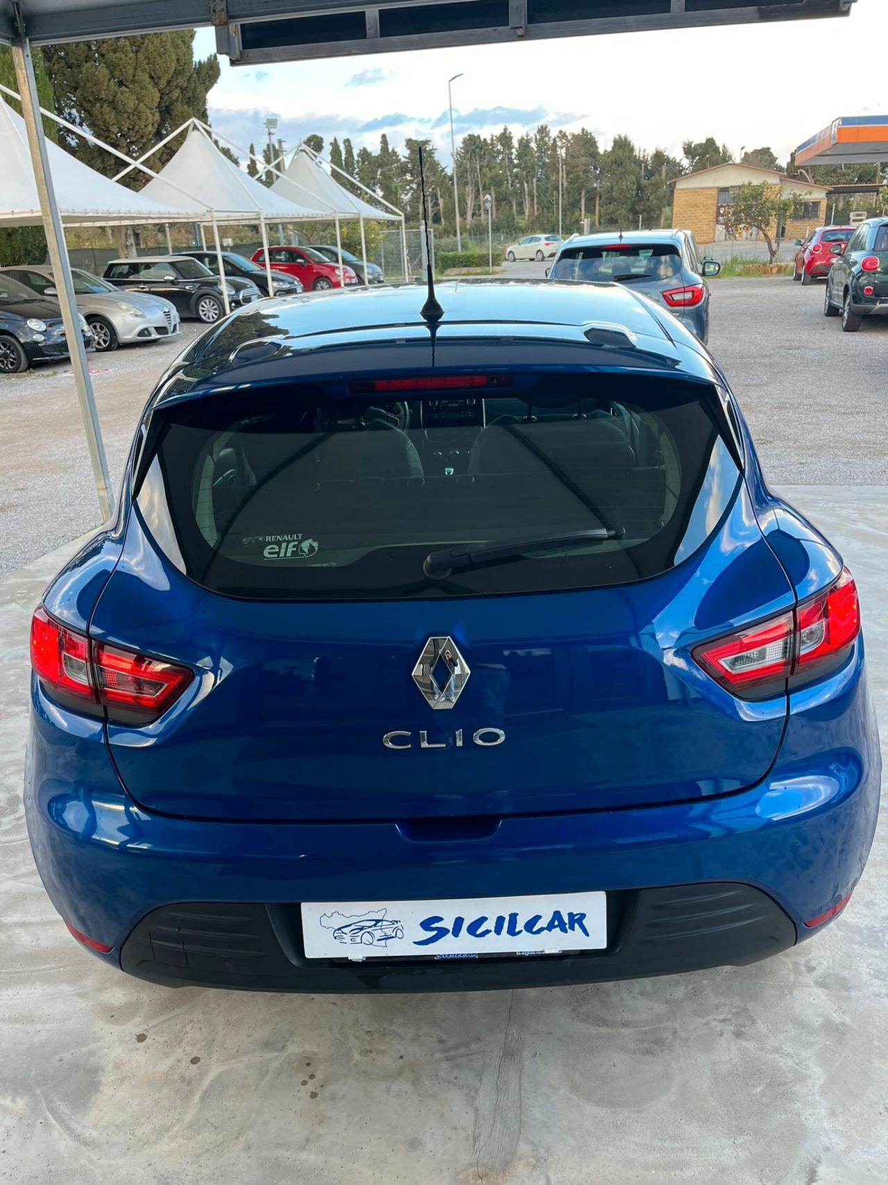 Renault Clio 1.2 75 CV 5 porte Duel