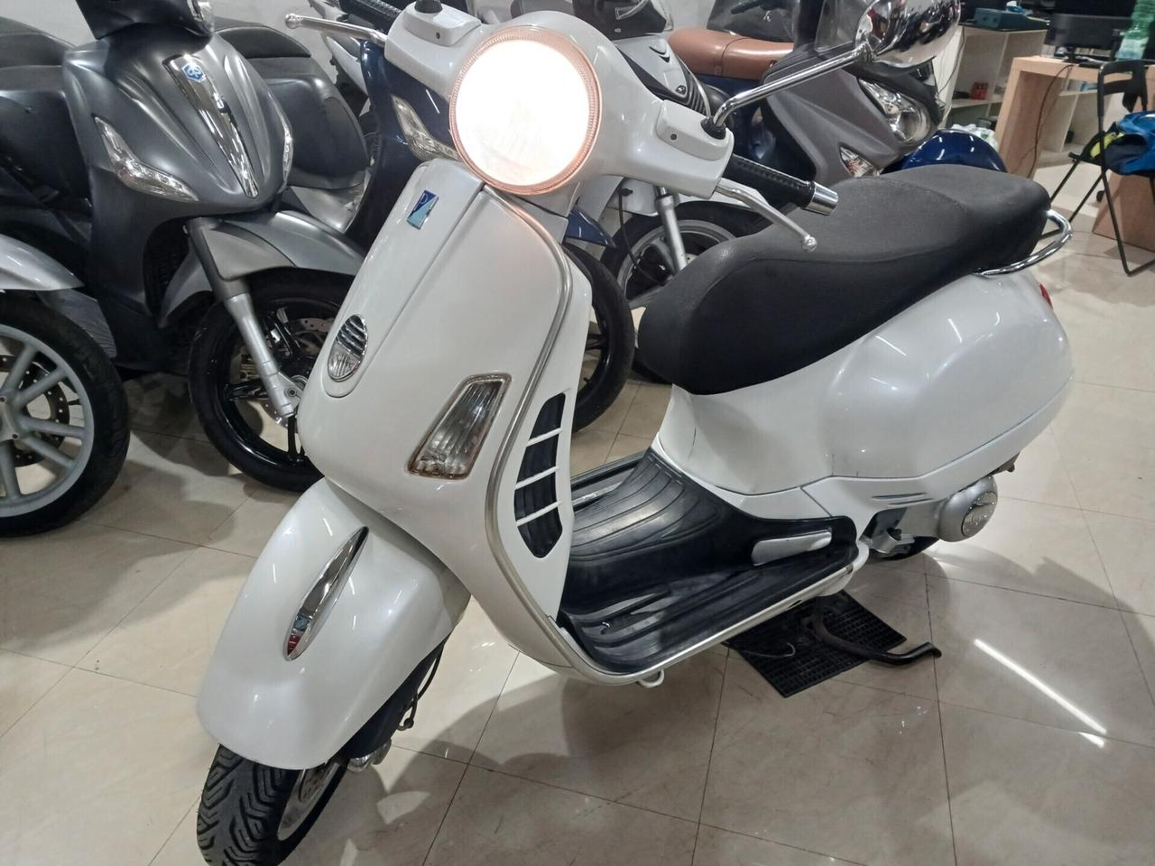 VESPA 250 GTS GARANTITA 12 MESI