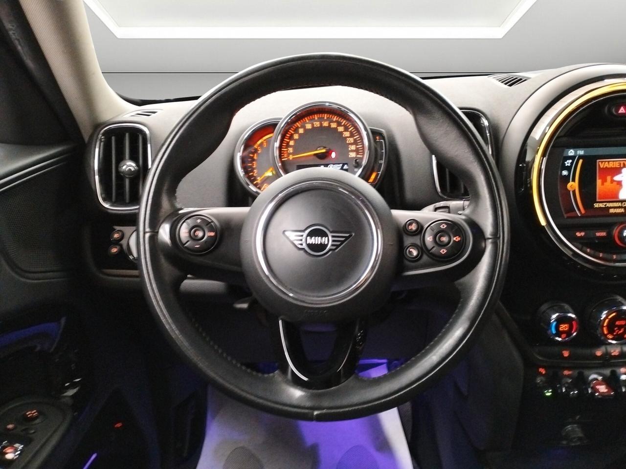 MINI Cooper D Countryman F60 2020 2.0 Business all4 auto 4x4