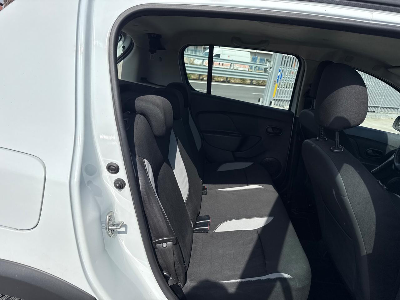 Dacia Sandero Stepway 1.5 DCI 2016 140 mila km