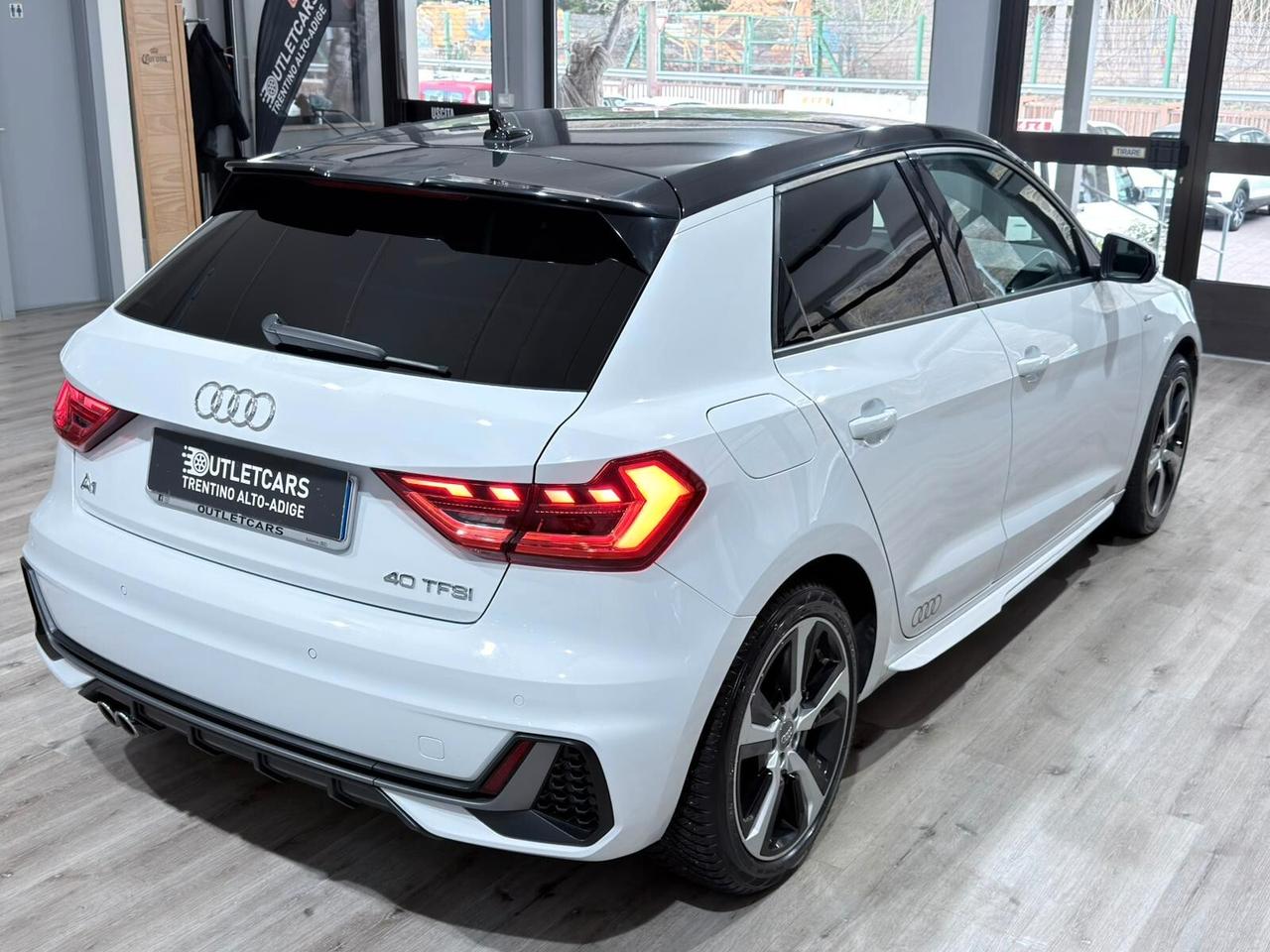 AUDI A1 SPB 40 2.0tfsi 200cv S-LINE S-TRONIC