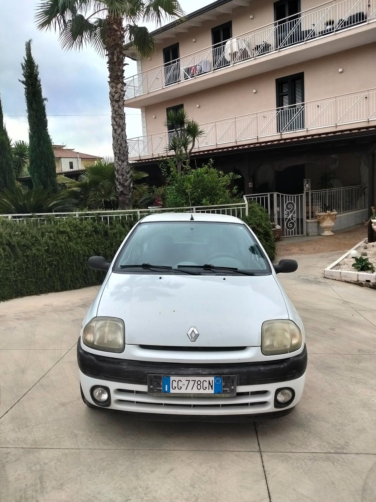 Renault Clio 1.2 cat 5 porte RT