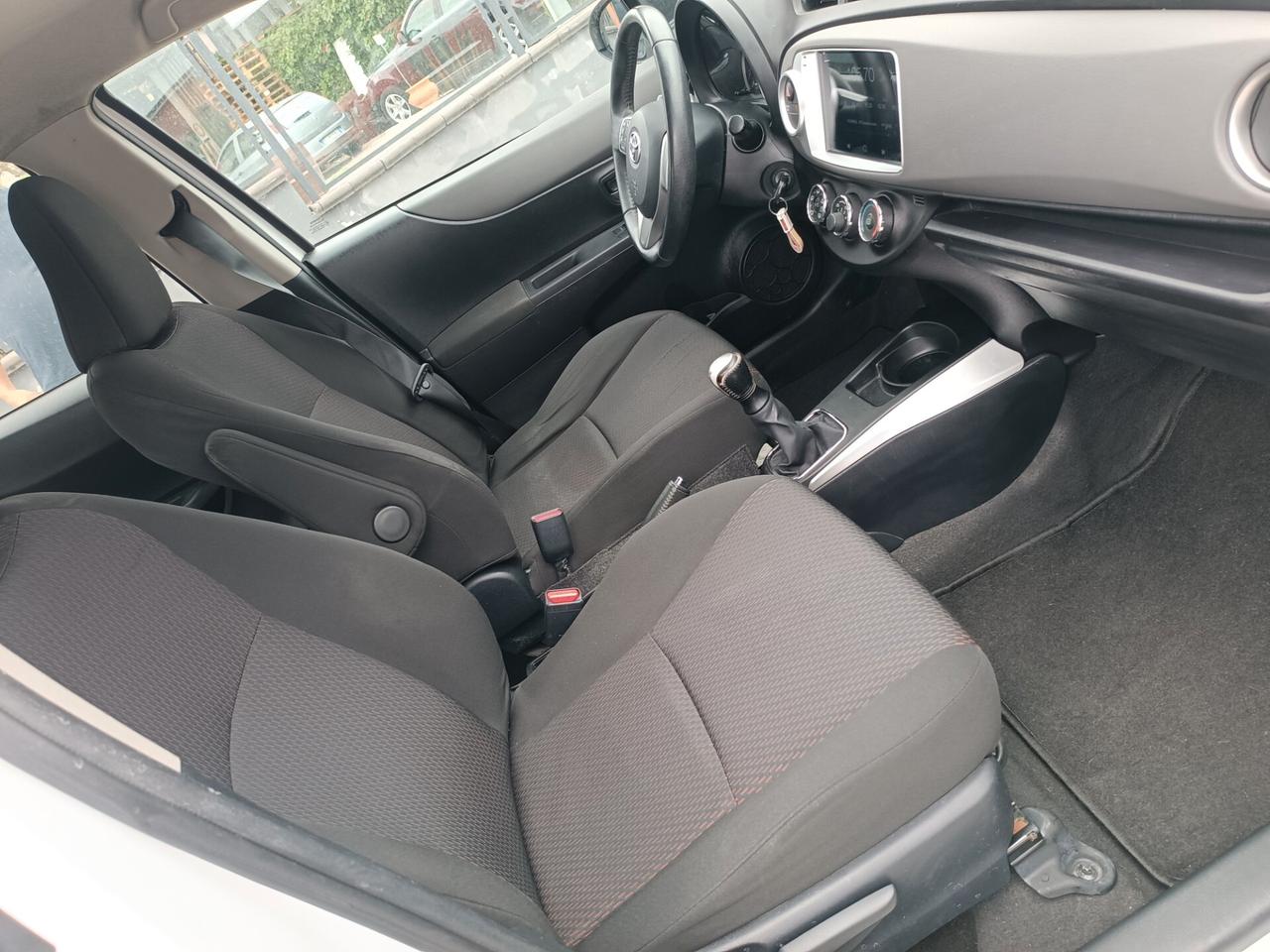 Toyota Yaris 1.0 5 porte Active