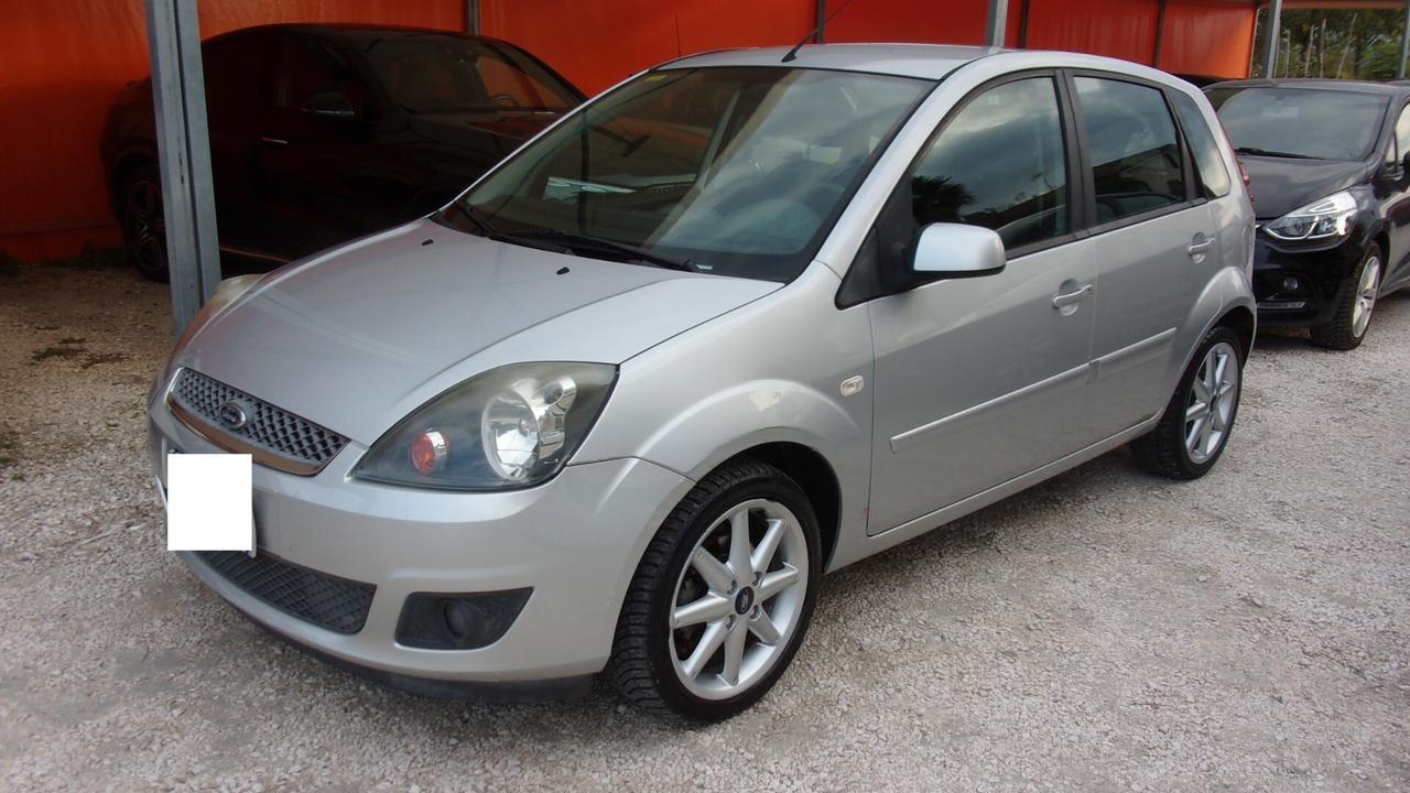 Ford Fiesta 1.4 TDCi 5p. Titanium