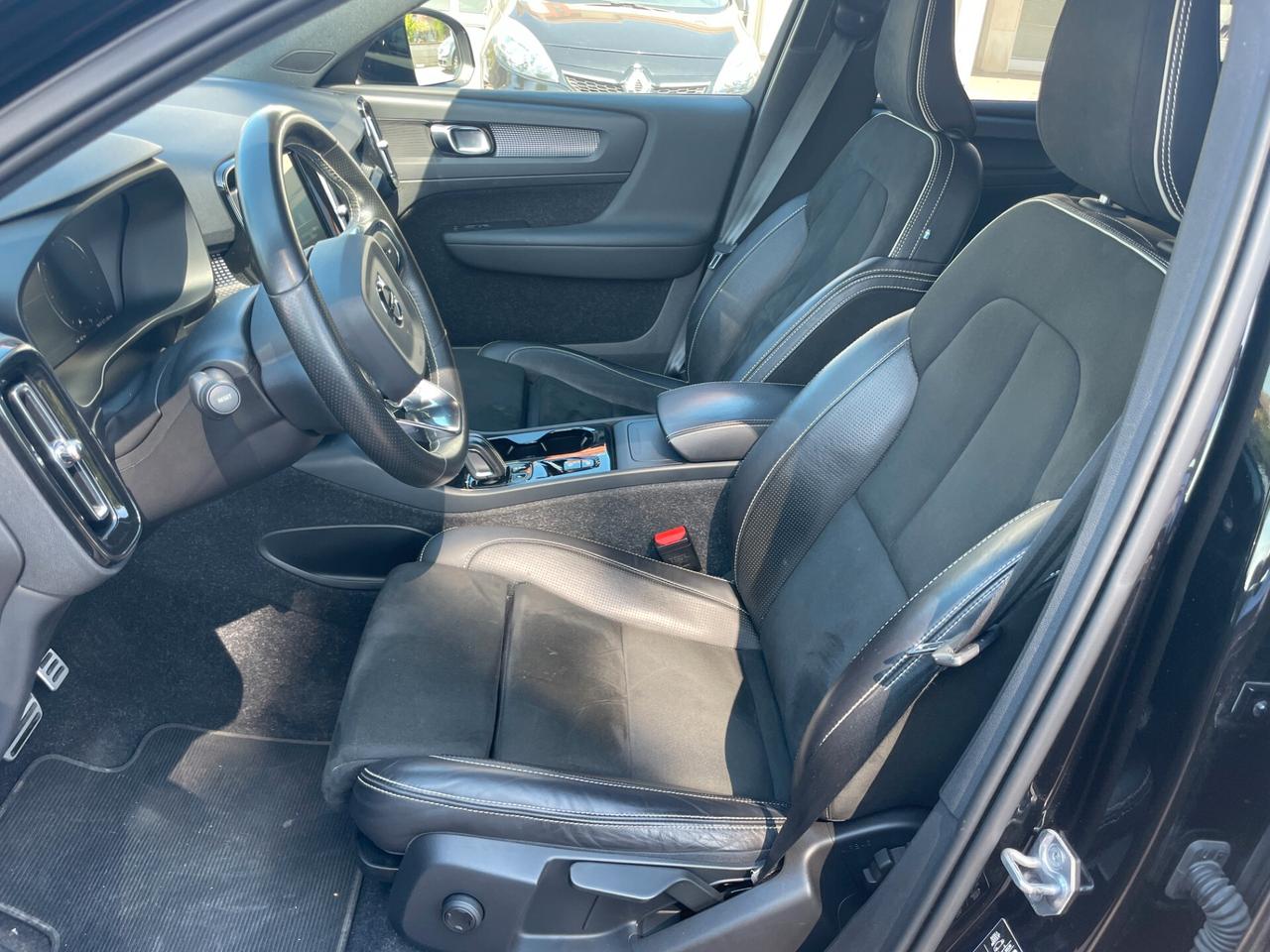 Volvo XC40 D3 R-design