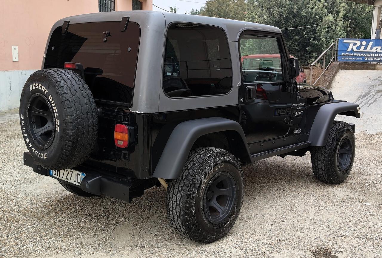 Jeep Wrangler 4.0 Sport ASI 4 posti