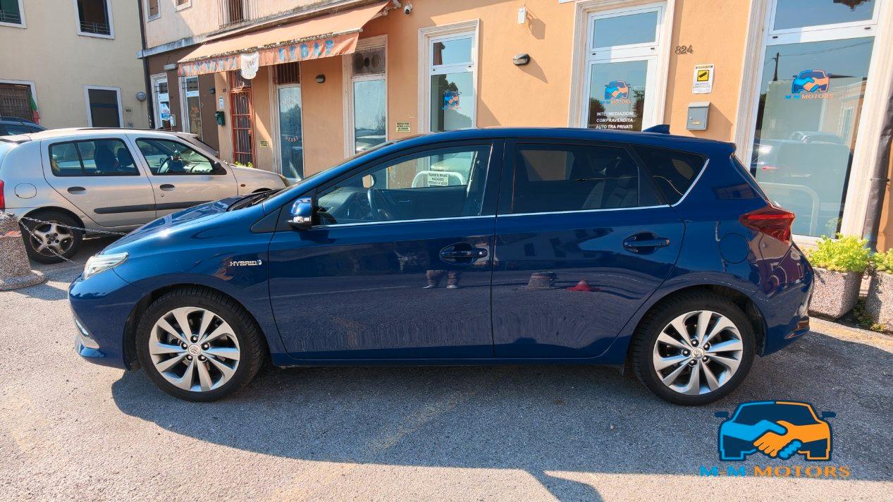 Toyota Auris 5 Porte Auris 1.8h Lounge cvt