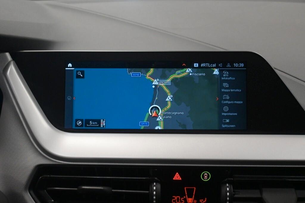 BMW 116D 115CV 6M. BUSINESS ADVANTAGE ( FARI LED - BMW DIGITAL COCKPIT - PDC - NAVI - MIRROR - CRUISE )