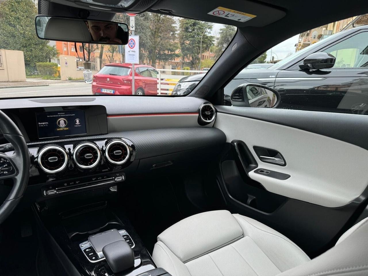 MB CLASSE A 180D AUTOMATIC BUSINESS NAVI