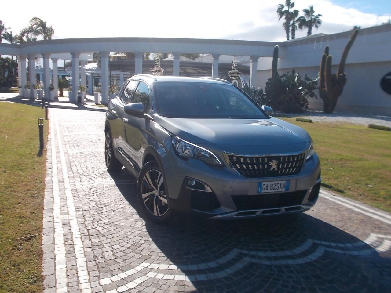 Peugeot 3008 1.5 *FULL OPT.-47.000 KM* da VETRINA