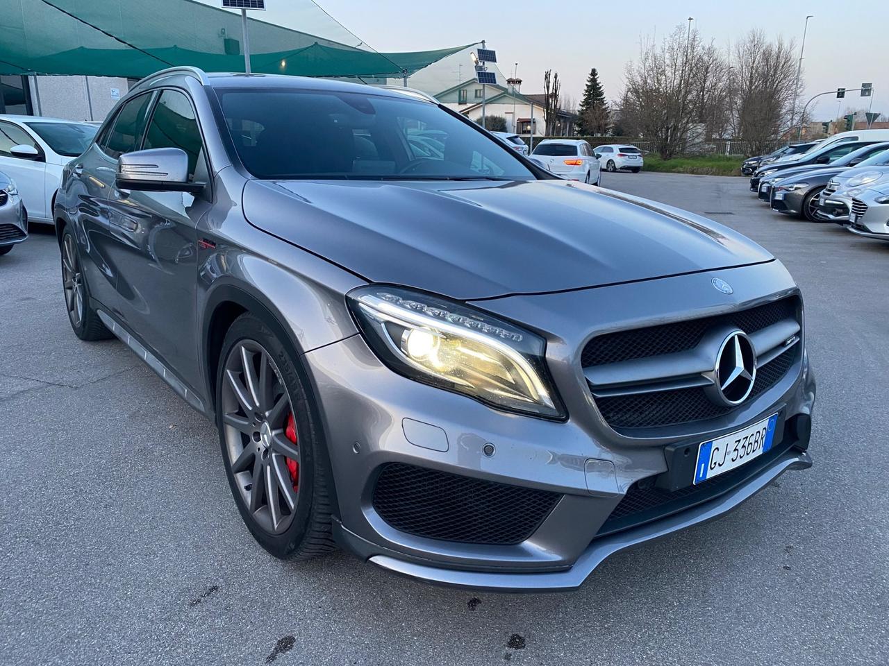 Mercedes GLA 45 AMG Performance 4Matic 2.0 380CV