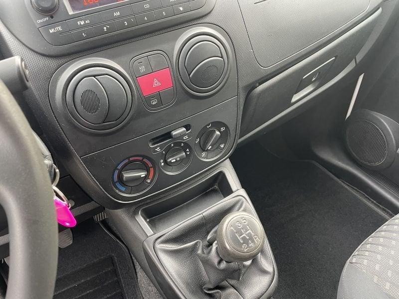 Peugeot Bipper Bipper Tepee 1.3 hdi Outdoor c/reg.vel. (s&s) 75cv AUTOCARRO