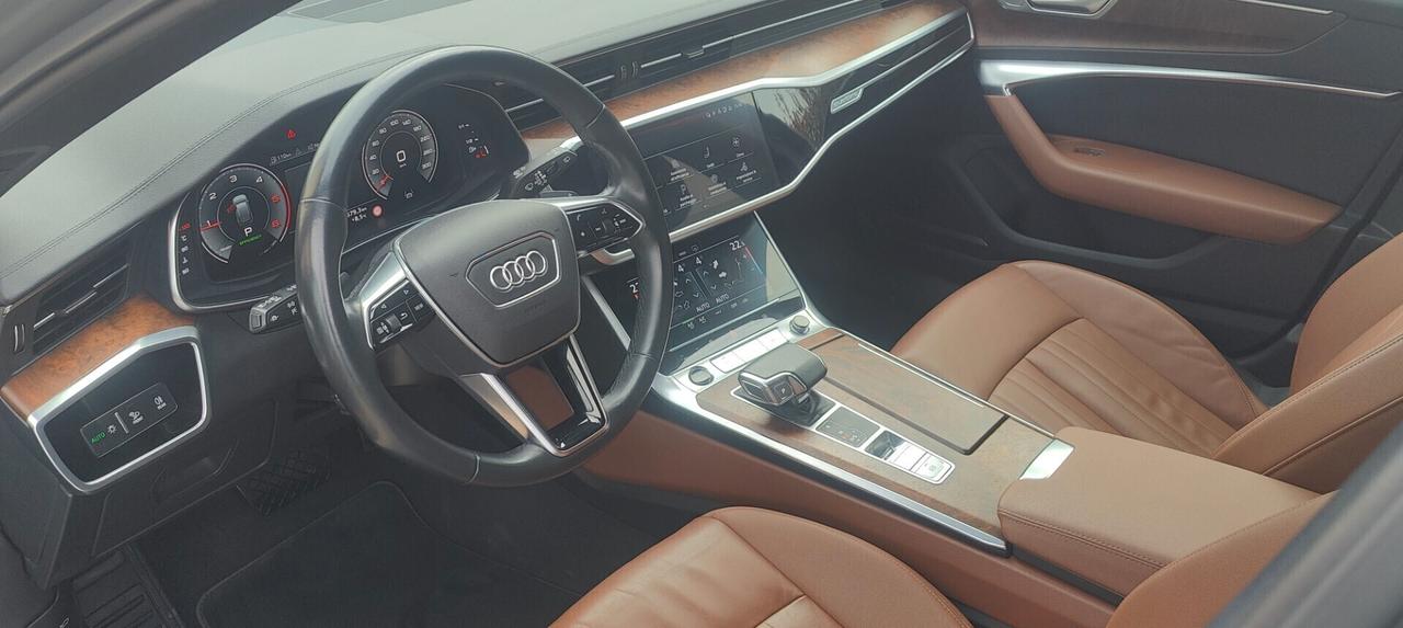 Audi A6 Avant 40 2.0 TDI quattro ultra S tronic Business Design