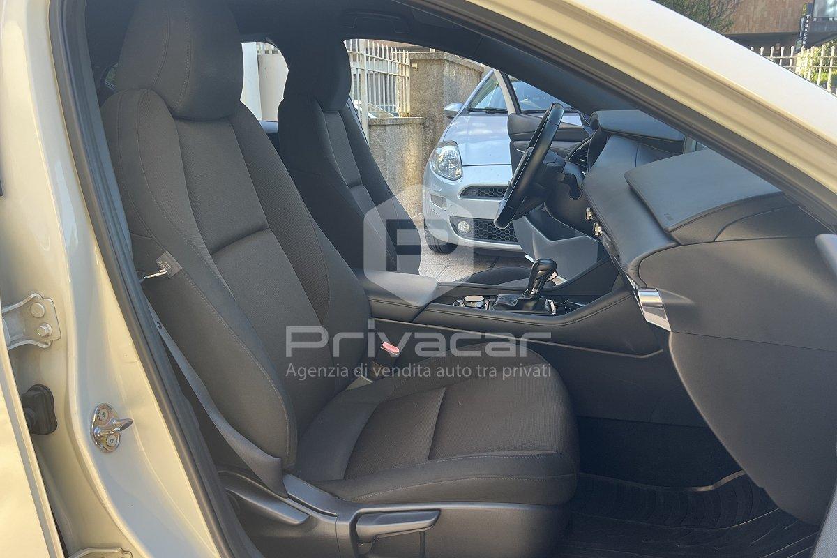 MAZDA Mazda3 2.0L e-Skyactiv-G M Hybrid Exclusive