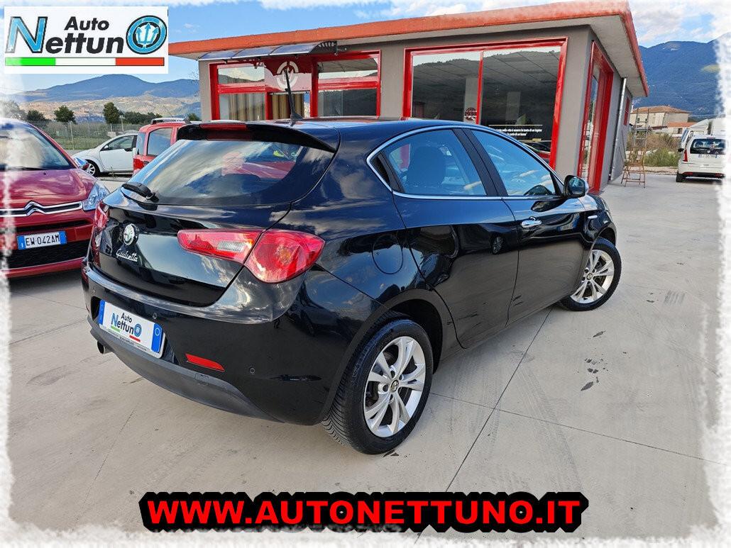 Alfa Romeo Giulietta 1.6 JTDm-2 105 CV Distinctive