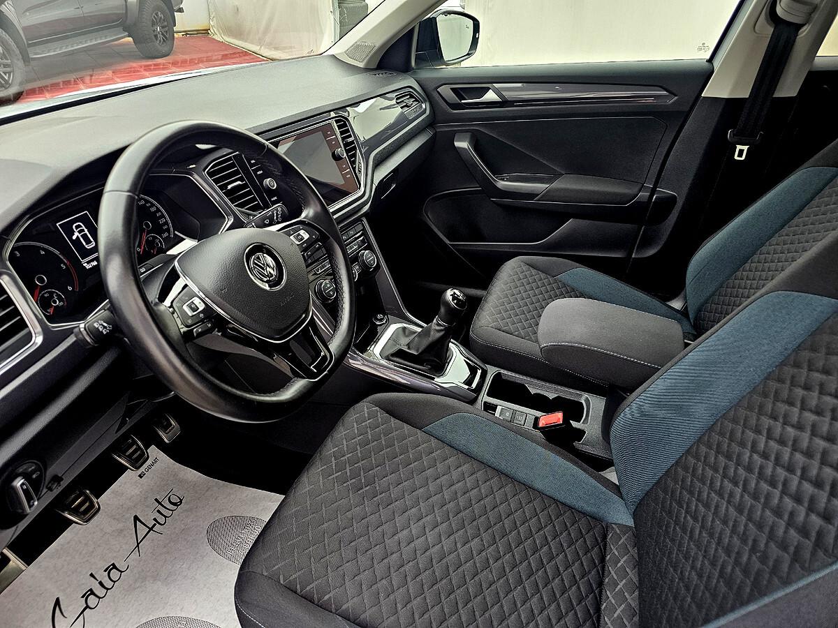 Volkswagen T-Roc 1.6 TDI SCR Business BlueMotion Tech. IQ LIGHT