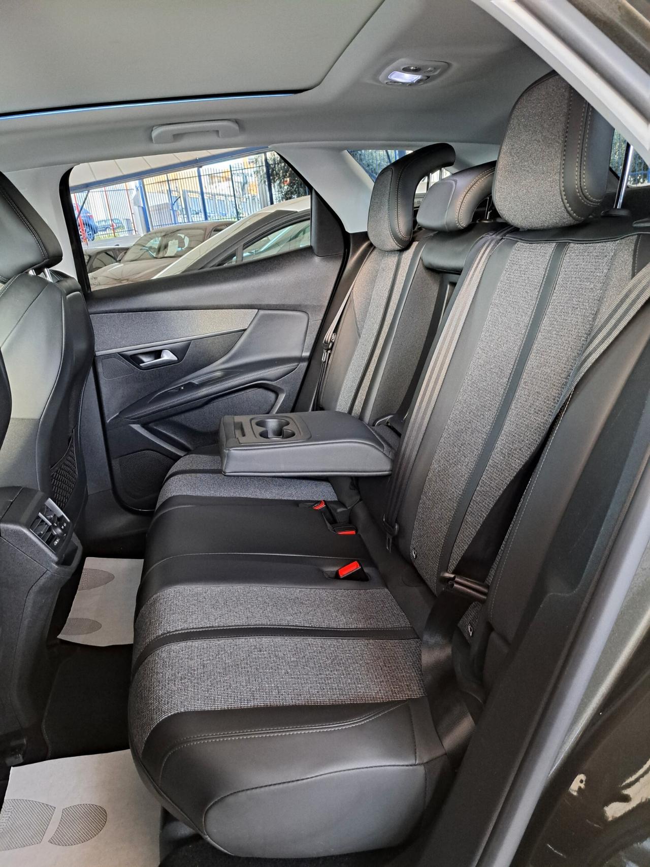 Peugeot 3008 1.2 PureTech Turbo 130VCV S&S Allure