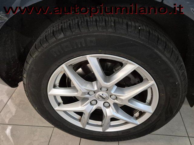 VOLVO XC60 B4 Geartronic Momentum Pro