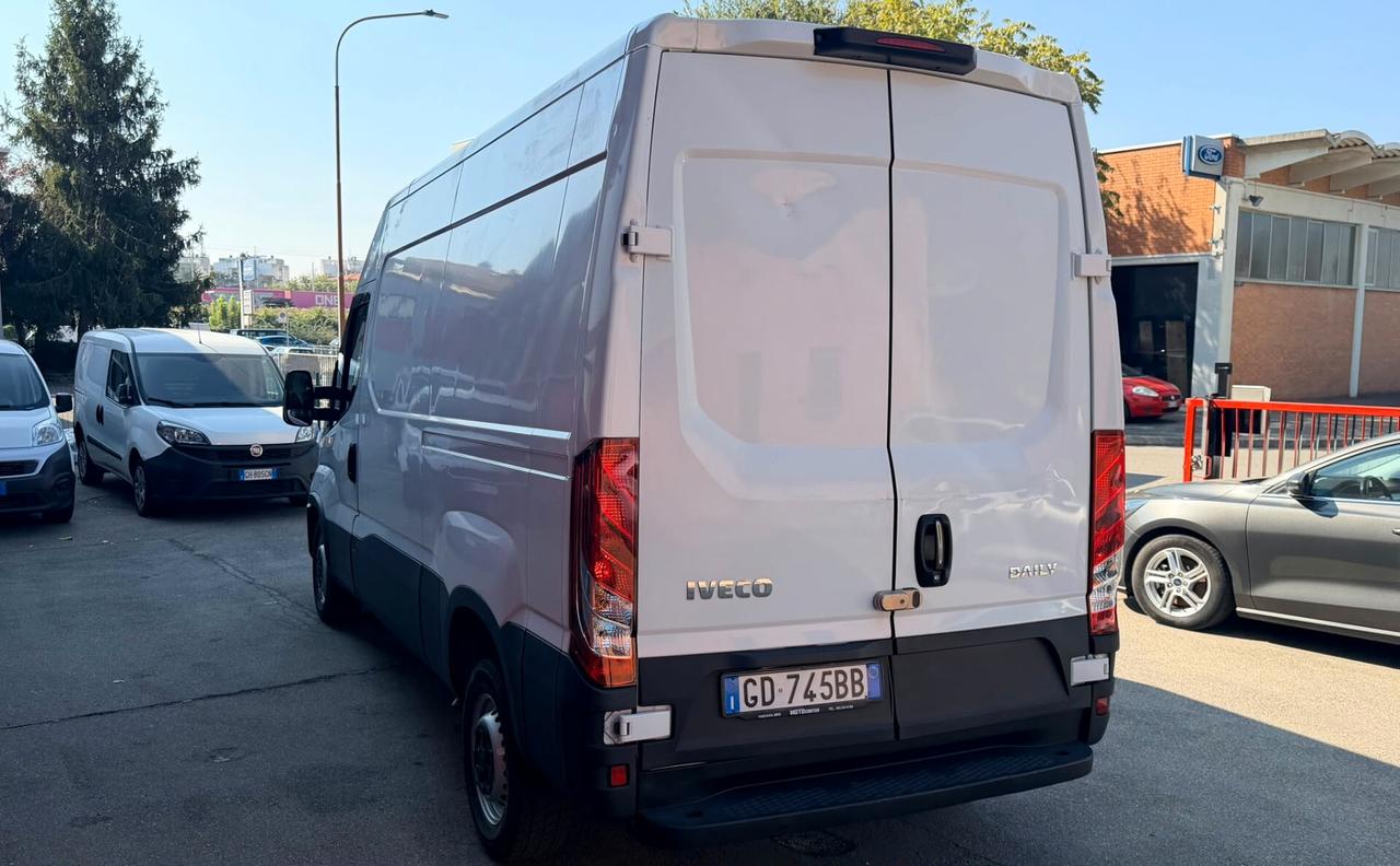 Iveco Daily 35S12V 2.3 HPT PM-TM Furgone