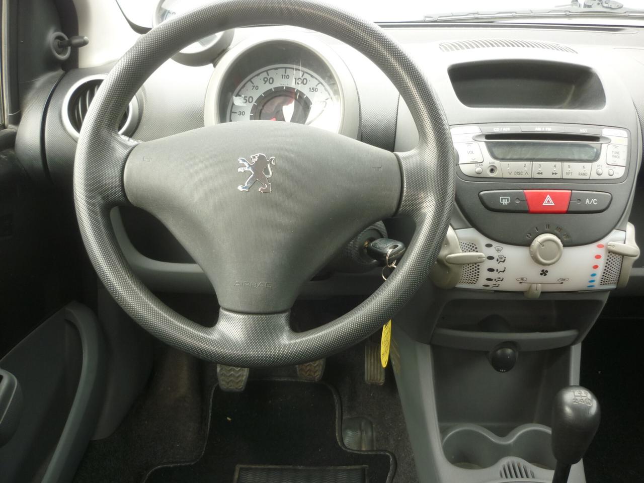 Peugeot 107 1.0 68CV 5p. Plaisir