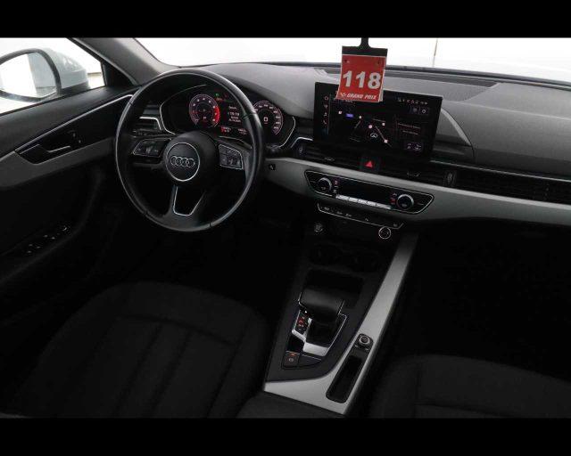 AUDI A4 Avant 35 TFSI S tronic Business Advanced