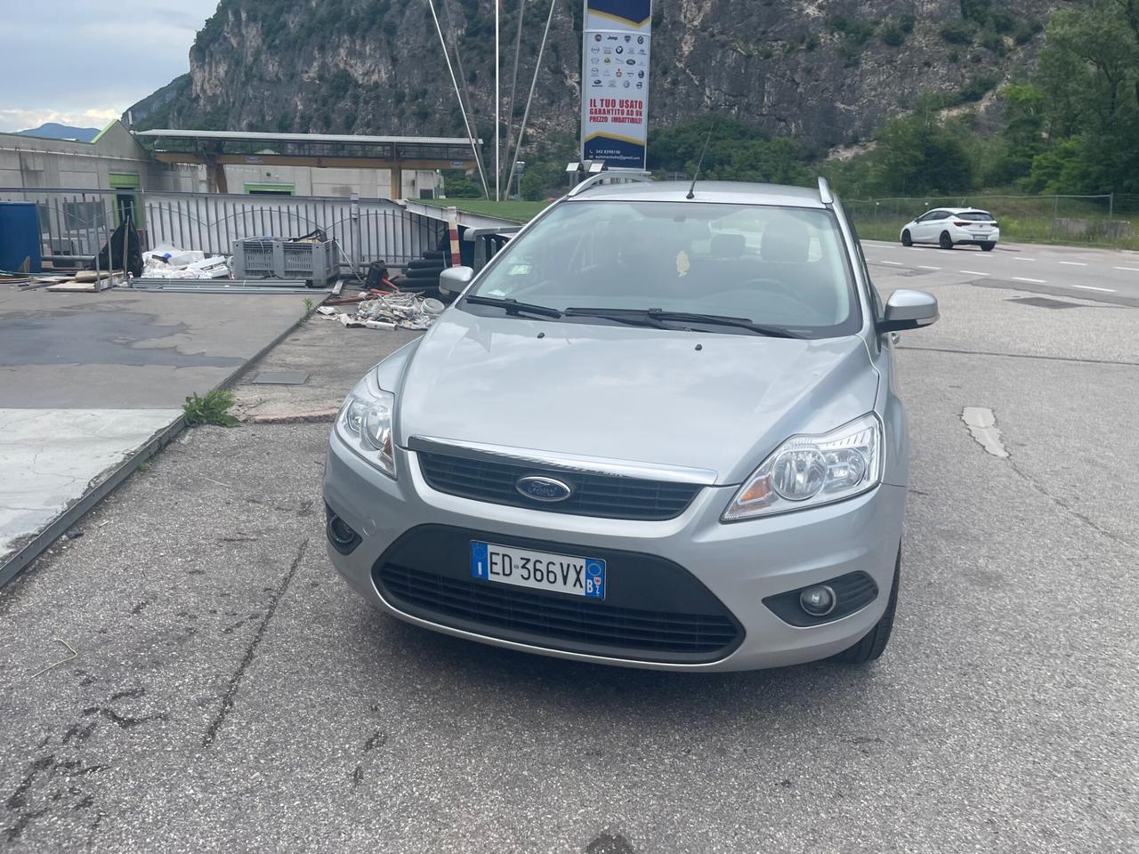 Ford Focus 1.6 105 CV SOLO 100 MILA KM