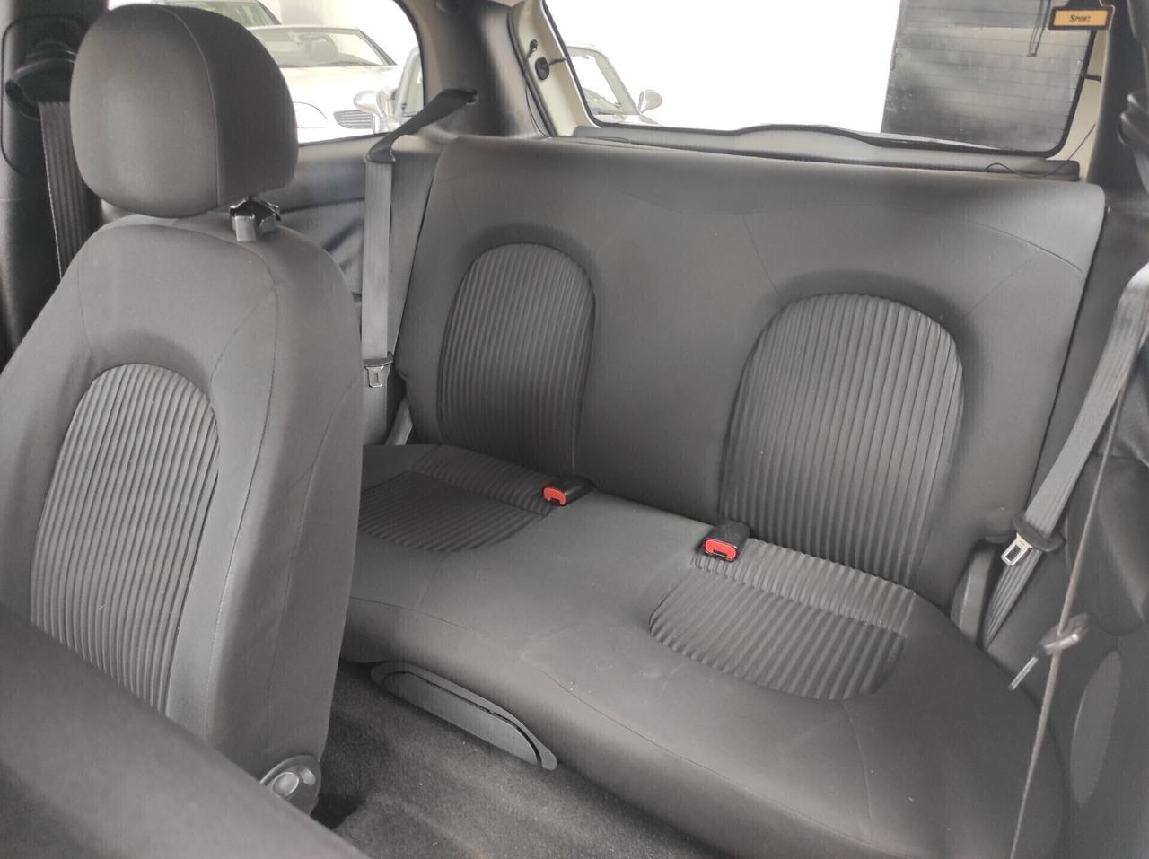 Lancia Ypsilon 1.2 Argento NEOPATENTATI