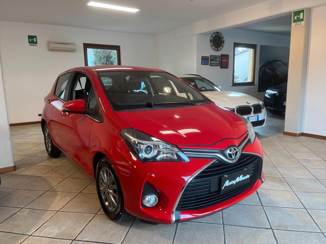 Toyota Yaris 1.0 5 porte Lounge