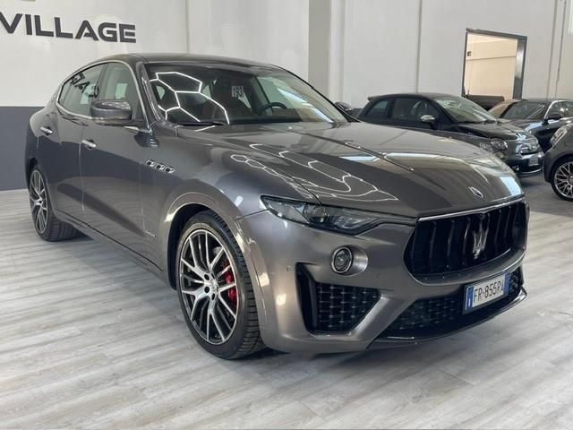 Maserati Levante s q4 430cv