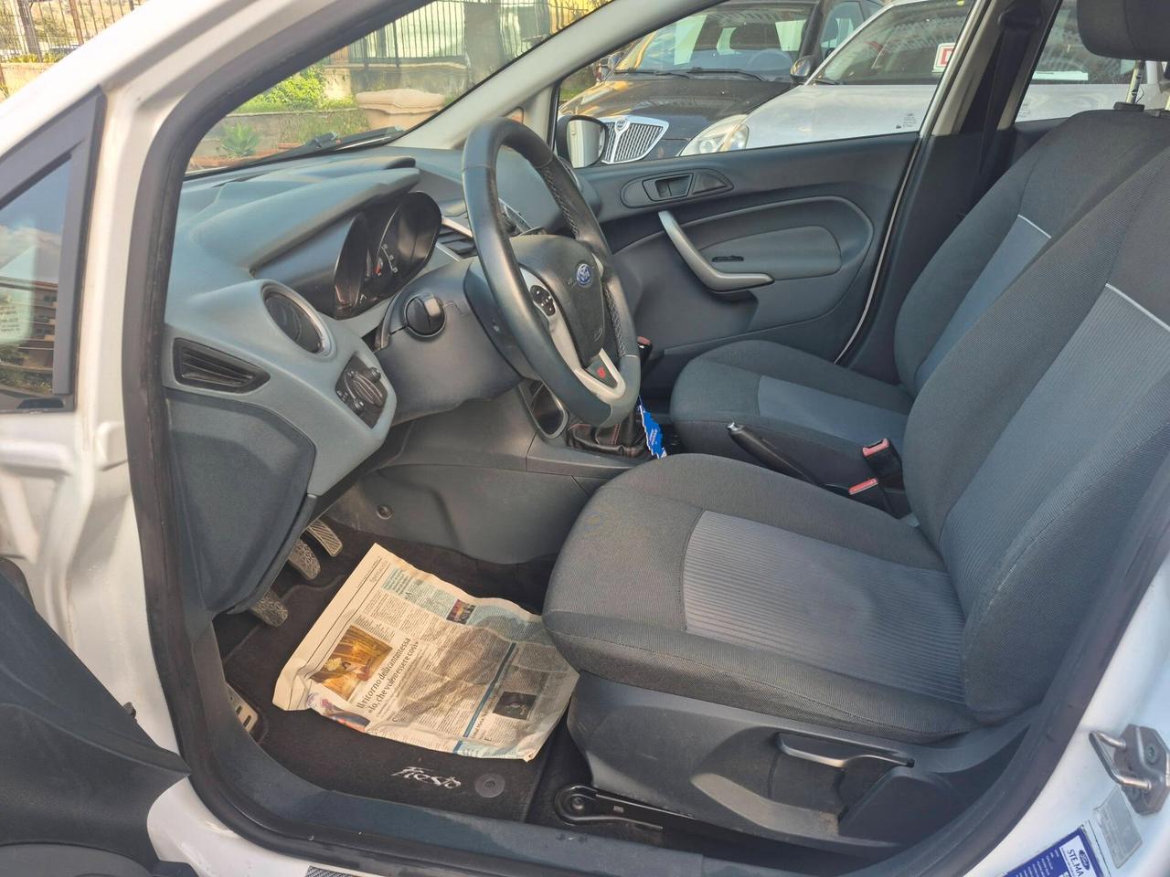 Ford Fiesta 1.4 TDCi 5p. Titanium