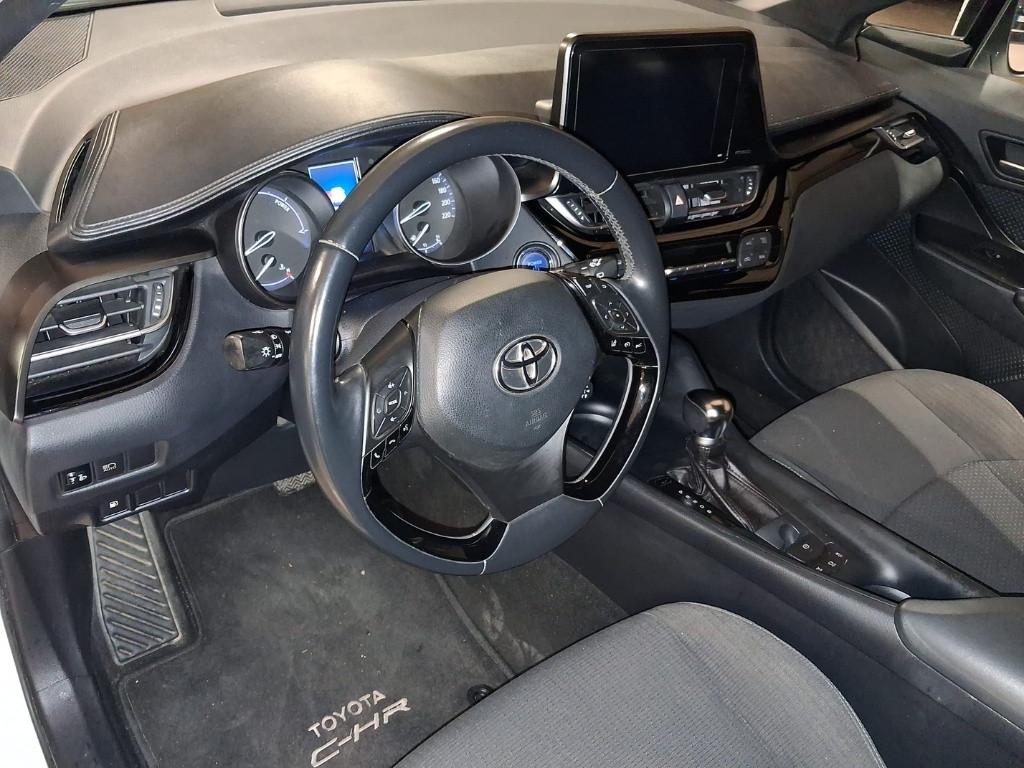 TOYOTA C-HR (2016-2023) - C-HR 1.8 Hybrid E-CVT Active