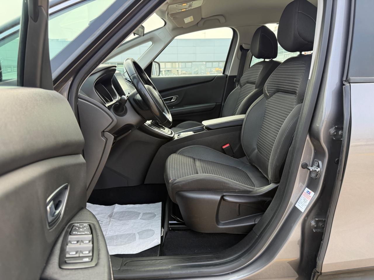 Renault Scenic 1.5 dCi 8V 110 CV NEOPATENTATI