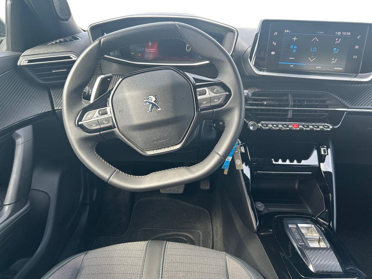 PEUGEOT 2008 2ª serie - 2008 PureTech 130 S&S EAT8 Allure