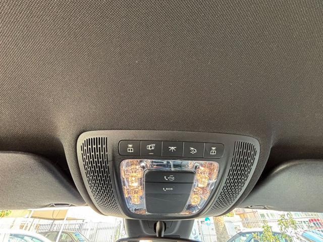 MERCEDES-BENZ GLB 200 d Automatic Sport
