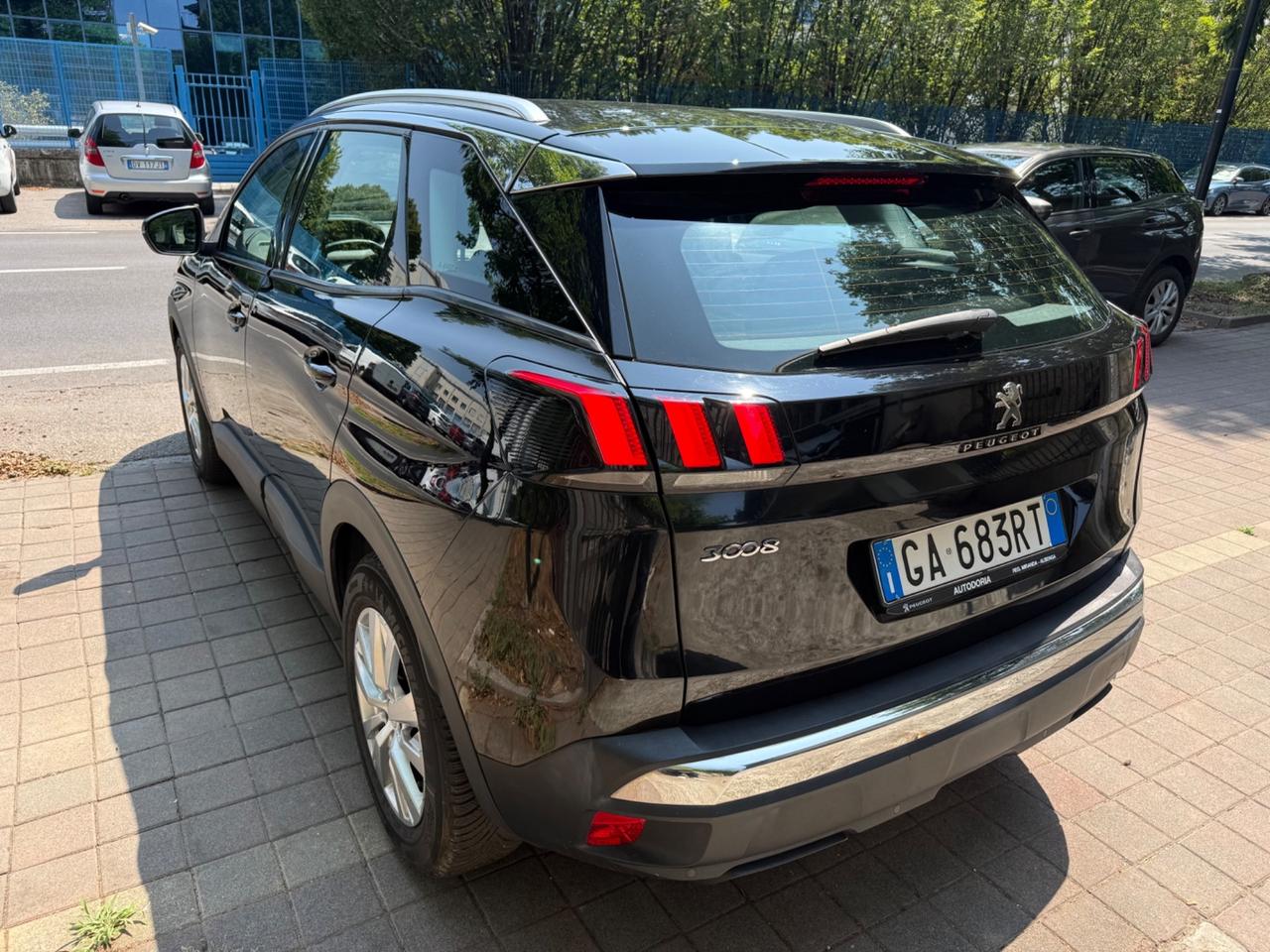 Peugeot 3008 BlueHDi 130 S&S Business