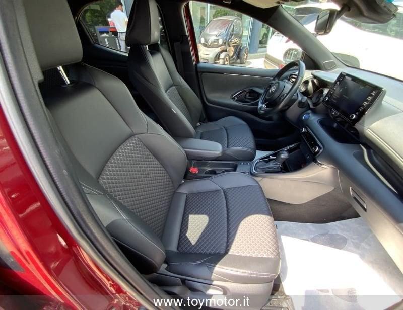 Toyota Yaris 4ª serie 1.5 Hybrid 5 porte Style