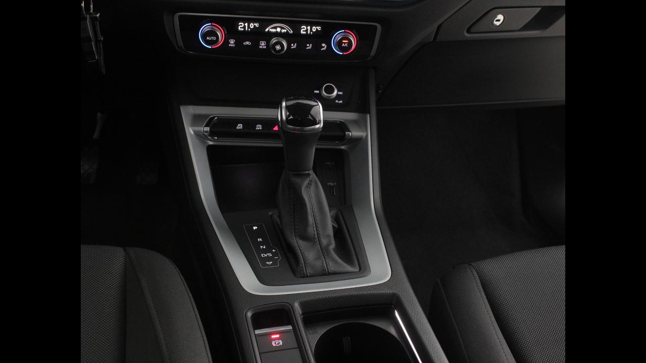 AUDI Q3 II 2018 - Q3 35 2.0 tdi Business s-tronic