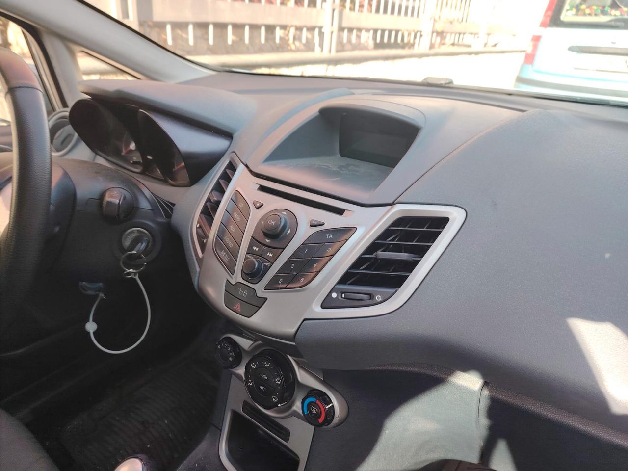 Ford Fiesta Fiesta+ 1.4 5 porte Bz.- GPL