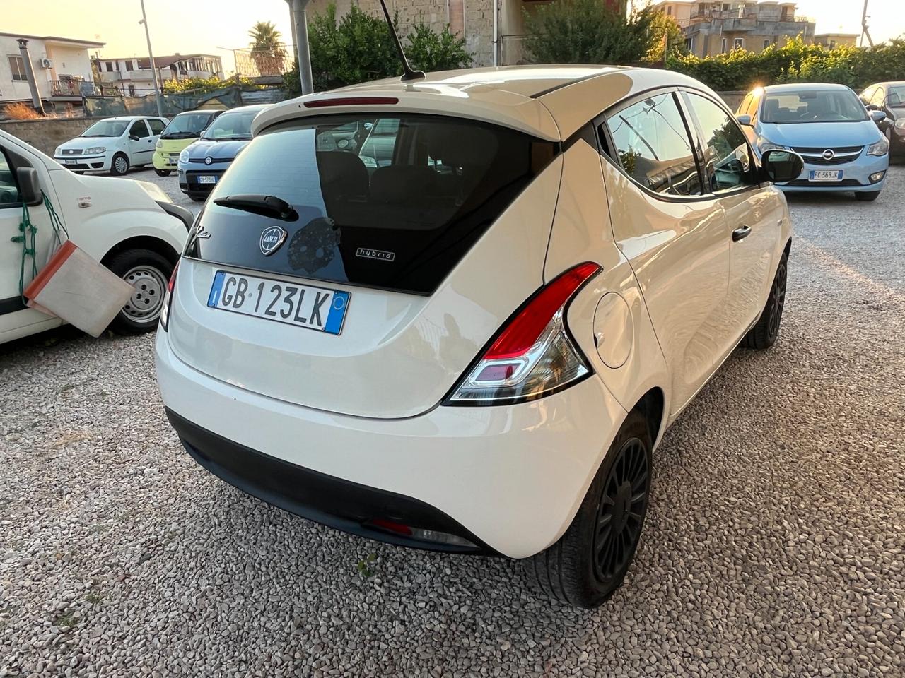 Lancia Ypsilon 1.0 IBRIDA-BENZINA 12000 KM CERTIFICATI 2020