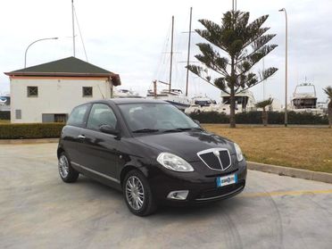 Lancia Ypsilon 1.2 Oro Giallo